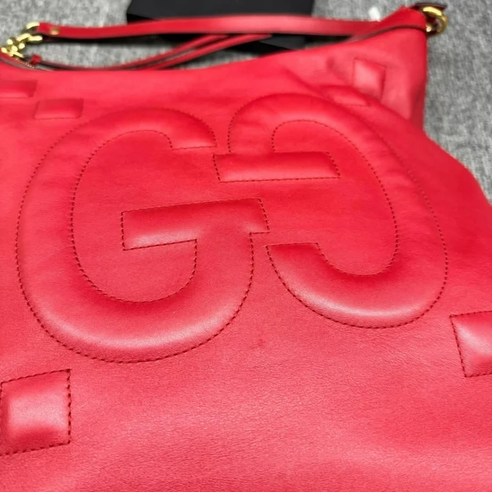 Authentic Gucci Embossed GG Leather Red Shoulder Designer Bag - Picture 7 of 14